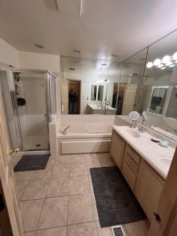 4252 West Harrington Lane Chicago IL 60646