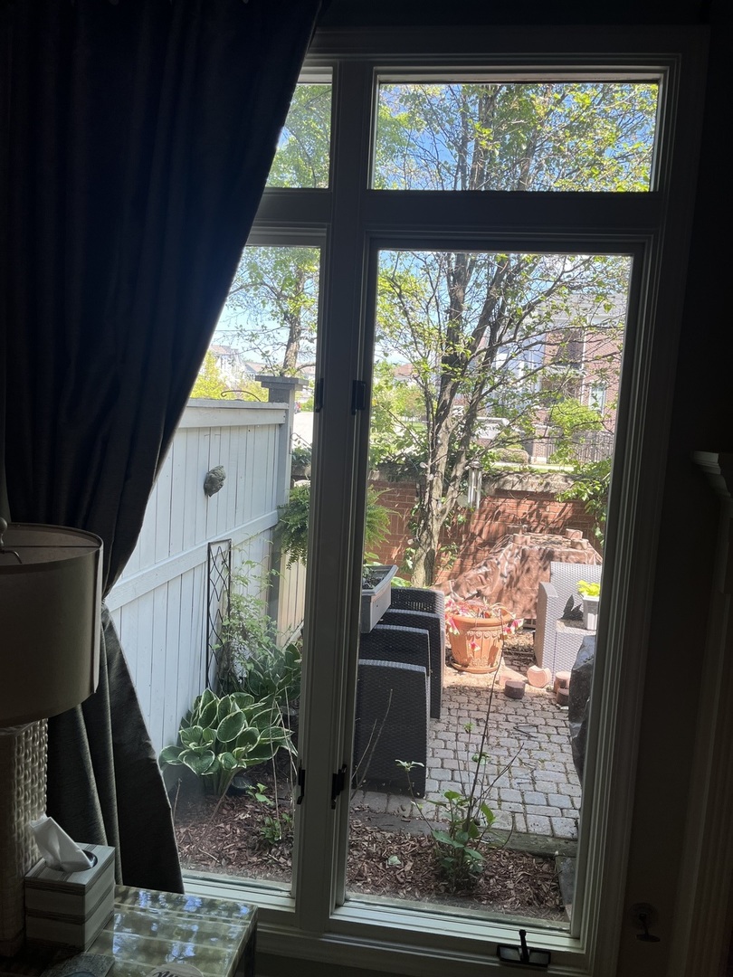 4252 West Harrington Lane Chicago IL 60646