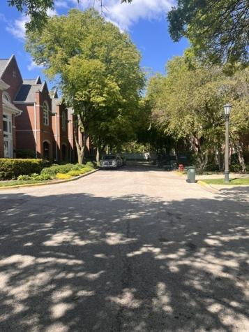 4252 West Harrington Lane Chicago IL 60646