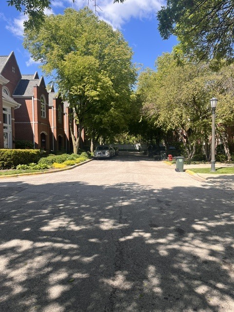 4252 West Harrington Lane Chicago IL 60646