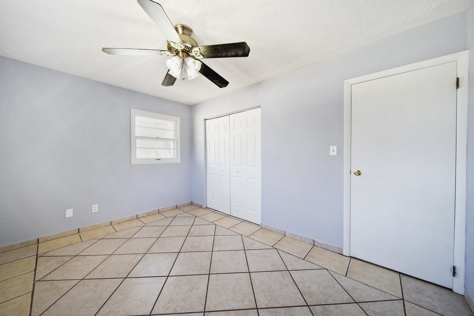 1421 Heather Drive Aurora IL 60506