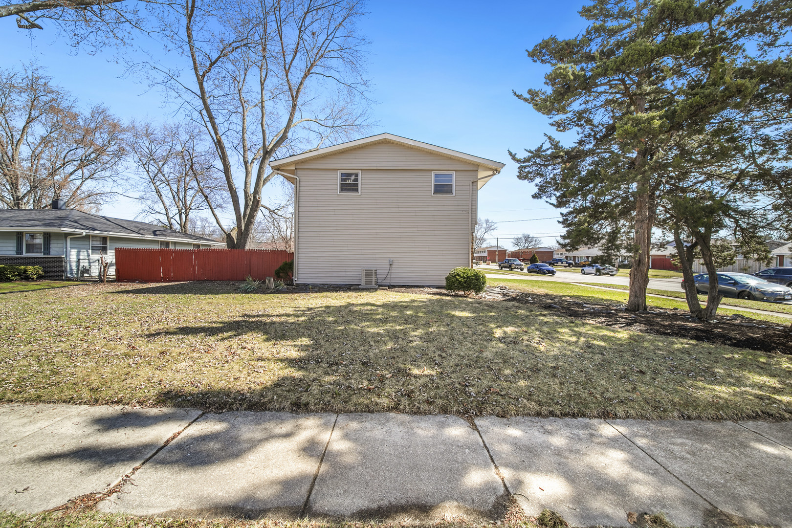 1421 Heather Drive Aurora IL 60506