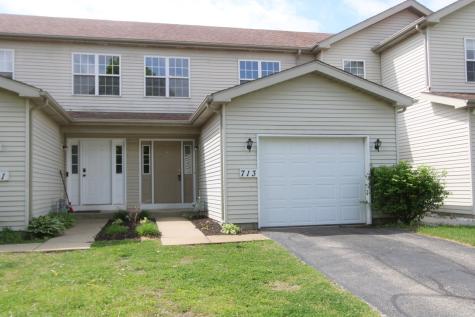 713 Carlisle Drive Woodstock IL 60098
