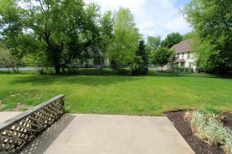 713 Carlisle Drive Woodstock IL 60098
