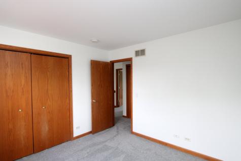 713 Carlisle Drive Woodstock IL 60098