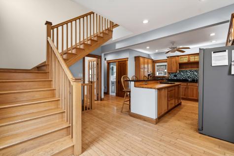 1117 Margret Street Des Plaines IL 60016