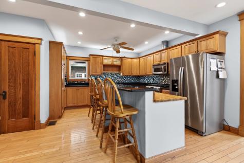1117 Margret Street Des Plaines IL 60016