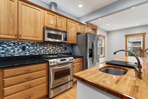1117 Margret Street Des Plaines IL 60016