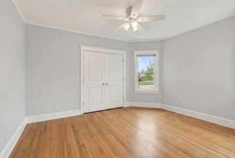 1117 Margret Street Des Plaines IL 60016