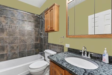 1117 Margret Street Des Plaines IL 60016
