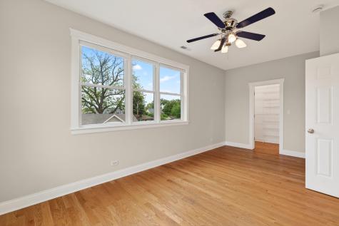 1117 Margret Street Des Plaines IL 60016