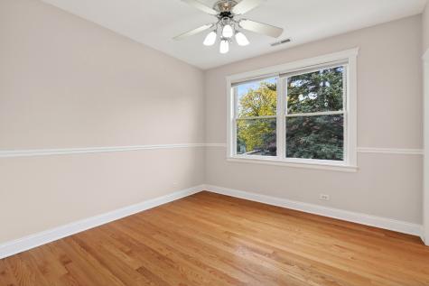 1117 Margret Street Des Plaines IL 60016