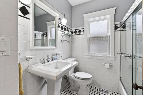 1117 Margret Street Des Plaines IL 60016