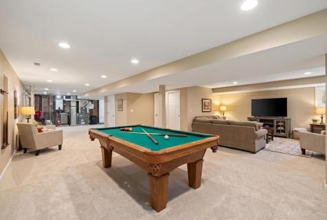1117 Margret Street Des Plaines IL 60016