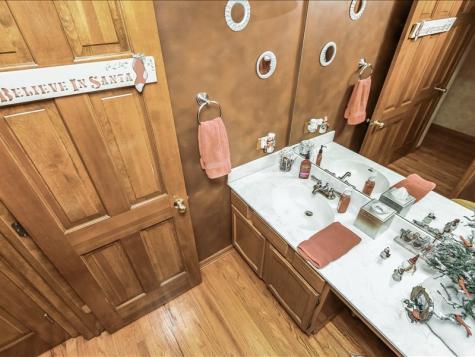 1489 Polo Court Bartlett IL 60103