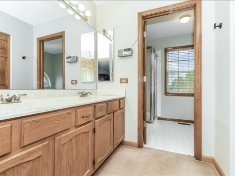 1489 Polo Court Bartlett IL 60103