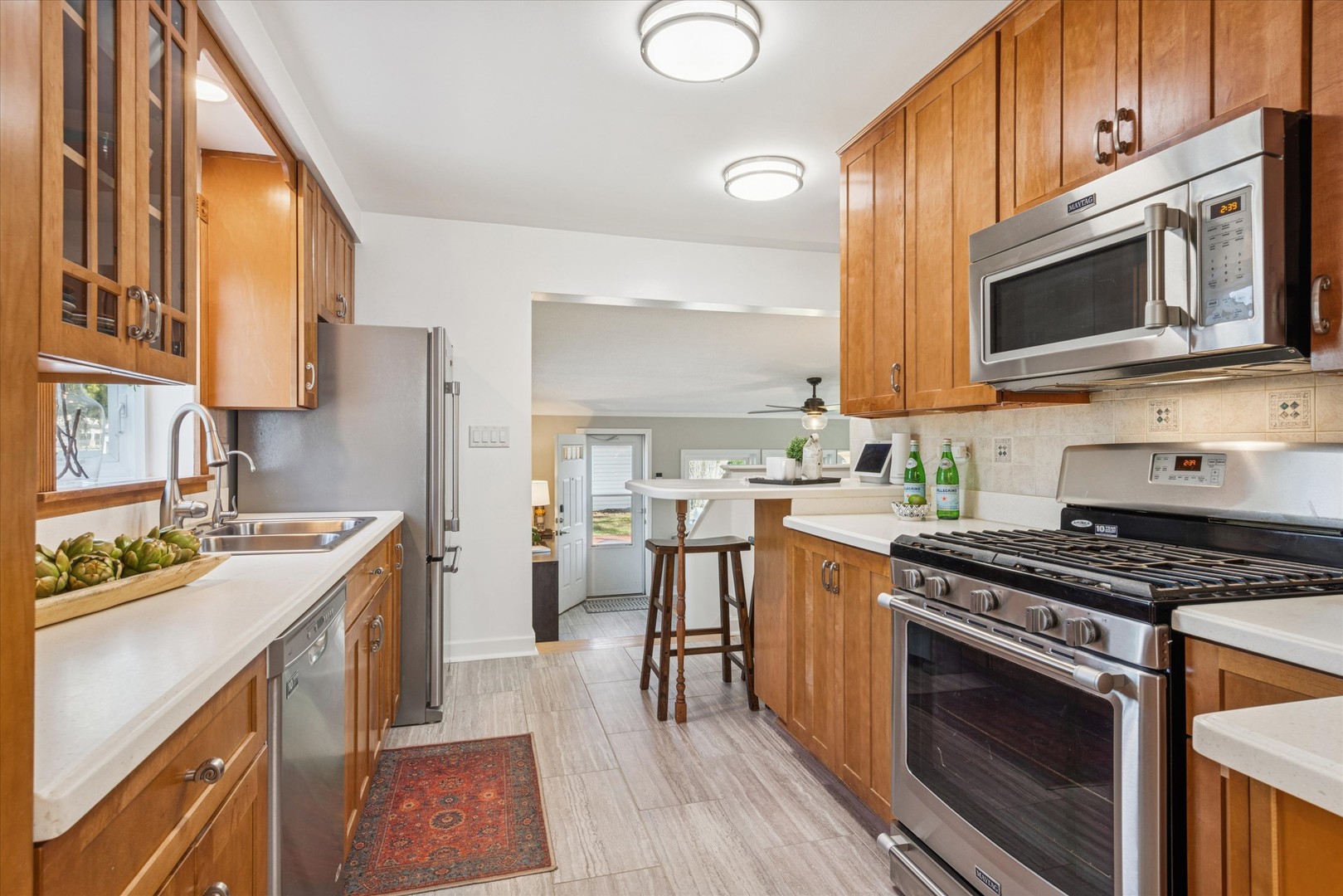 991 South Swain Avenue Elmhurst IL 60126