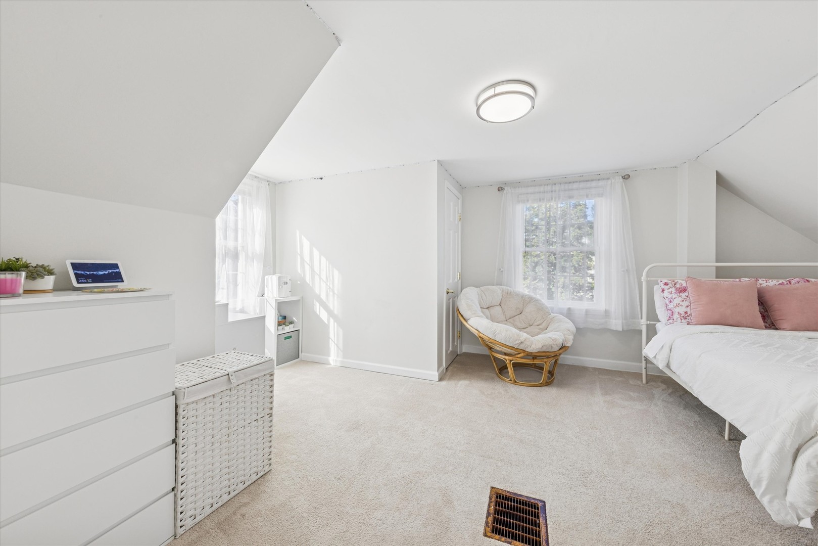 991 South Swain Avenue Elmhurst IL 60126