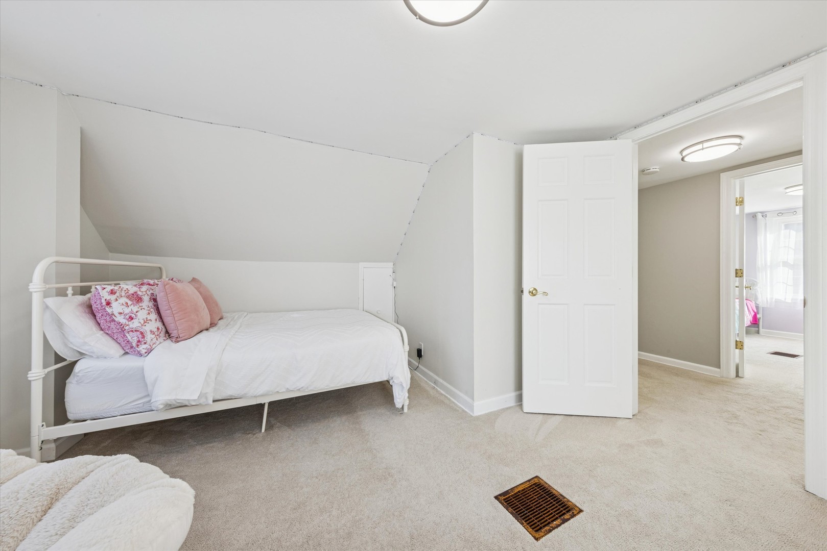 991 South Swain Avenue Elmhurst IL 60126