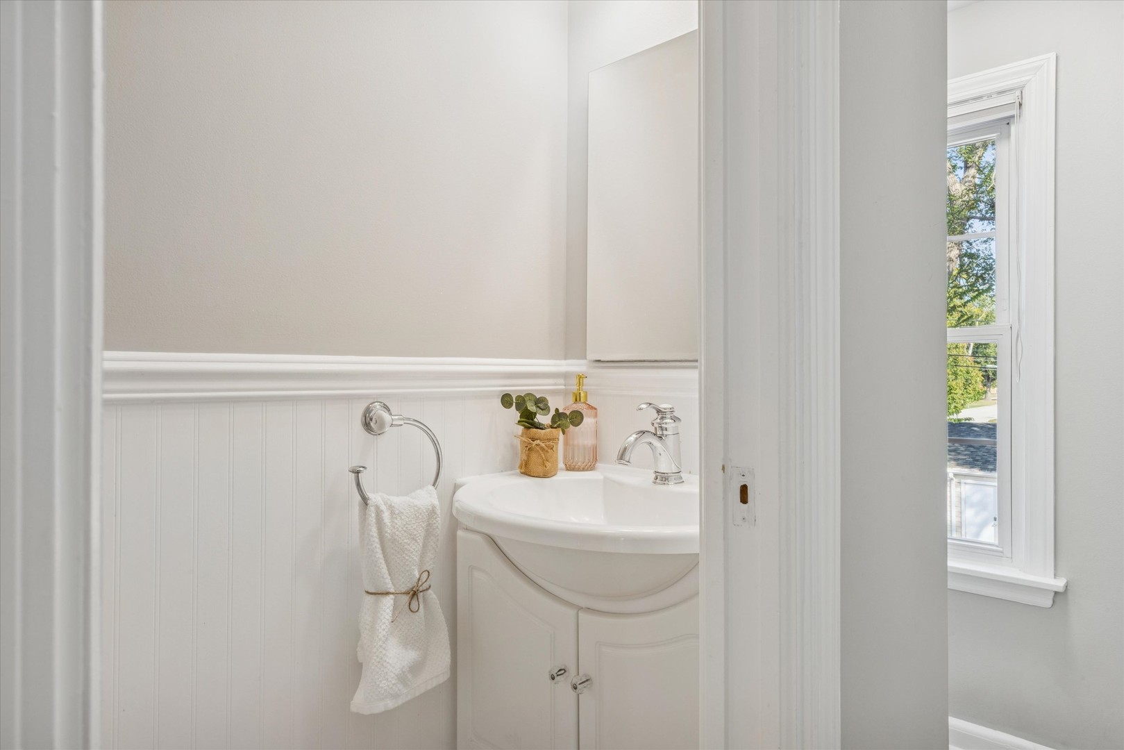 991 South Swain Avenue Elmhurst IL 60126