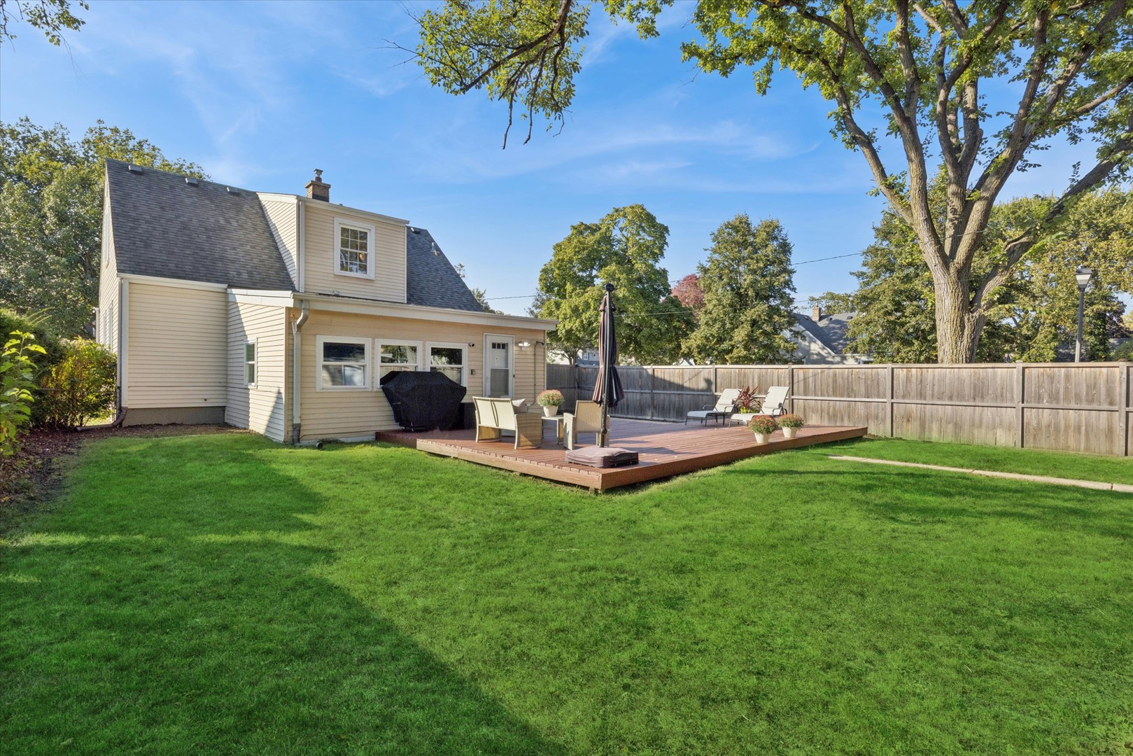 991 South Swain Avenue Elmhurst IL 60126