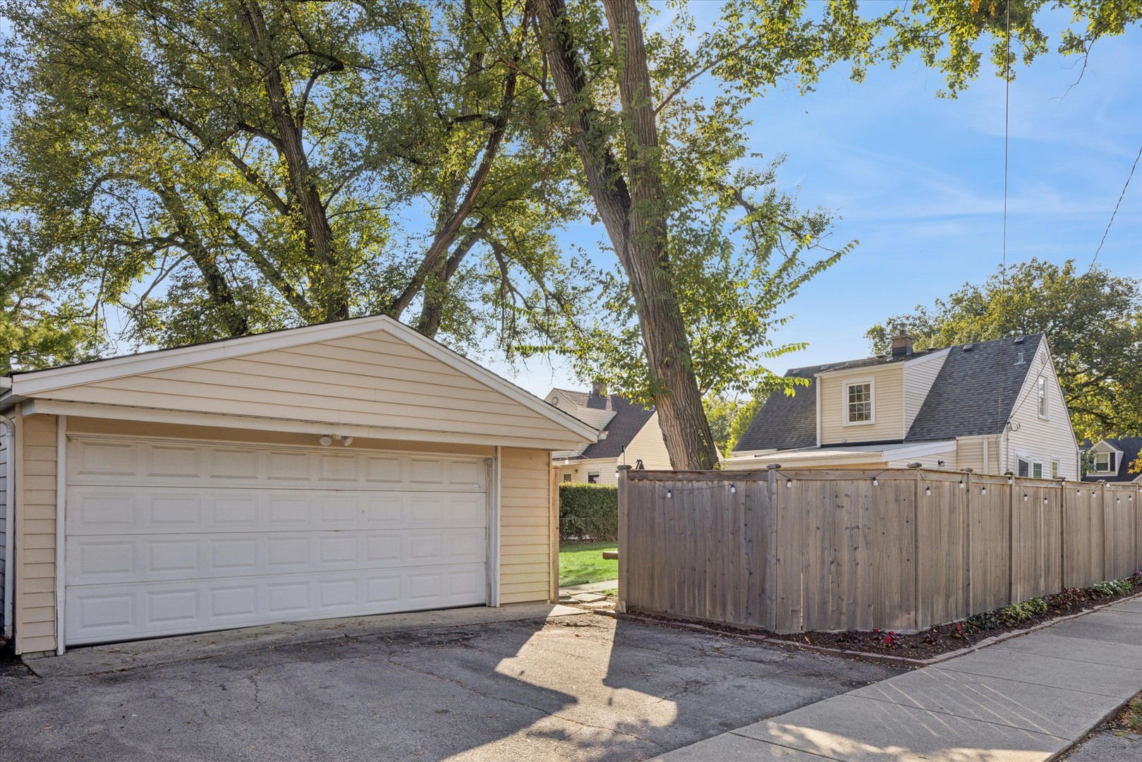 991 South Swain Avenue Elmhurst IL 60126