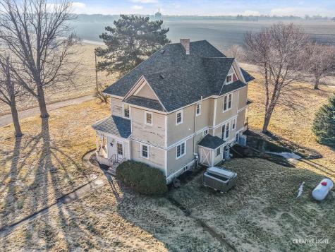 10256 Somonauk Road Hinckley IL 60520