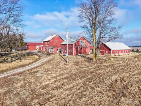 10256 Somonauk Road Hinckley IL 60520