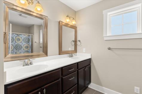 12 Waterside Way Ottawa IL 61350