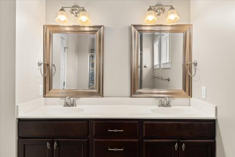 12 Waterside Way Ottawa IL 61350