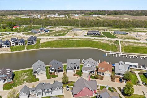 12 Waterside Way Ottawa IL 61350