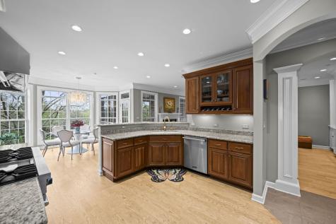 707 Stone Canyon Circle Inverness IL 60010