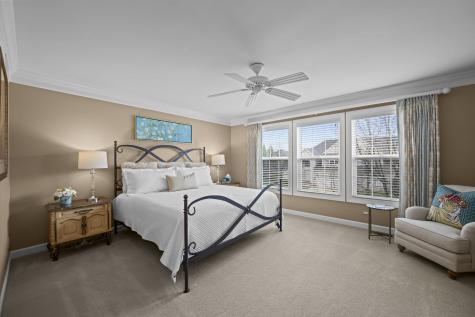 707 Stone Canyon Circle Inverness IL 60010
