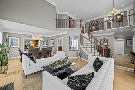 707 Stone Canyon Circle Inverness IL 60010