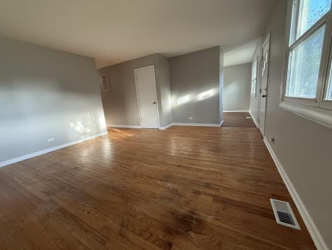 510 Hickory Street Mundelein IL 60060
