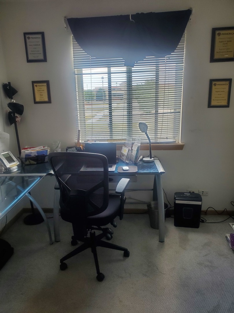 528 Alcott Lane Bolingbrook IL 60440