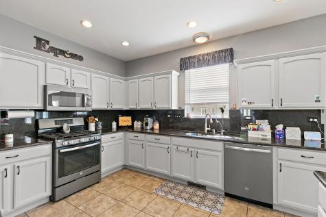 1961 Broadsmore Drive Algonquin IL 60102