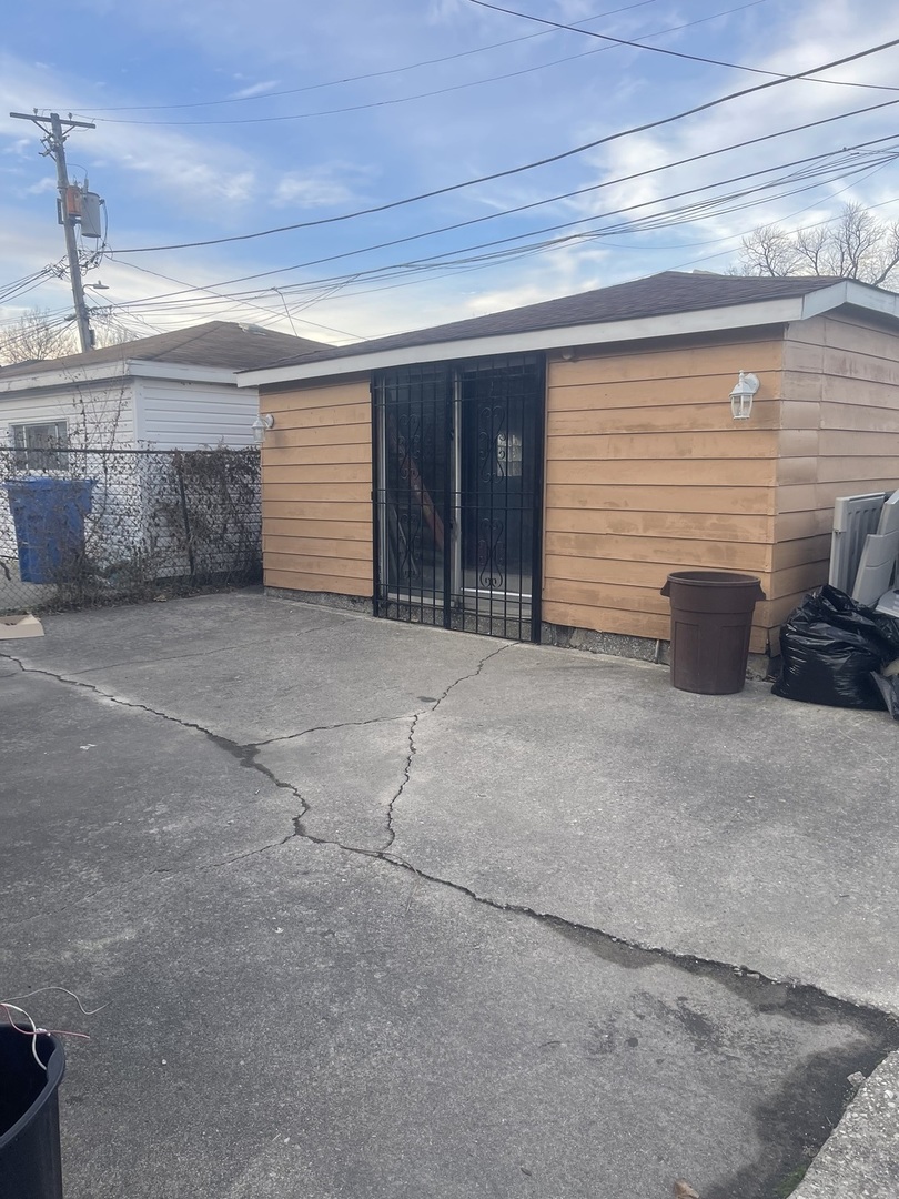 1534 East 86th Place Chicago IL 60619