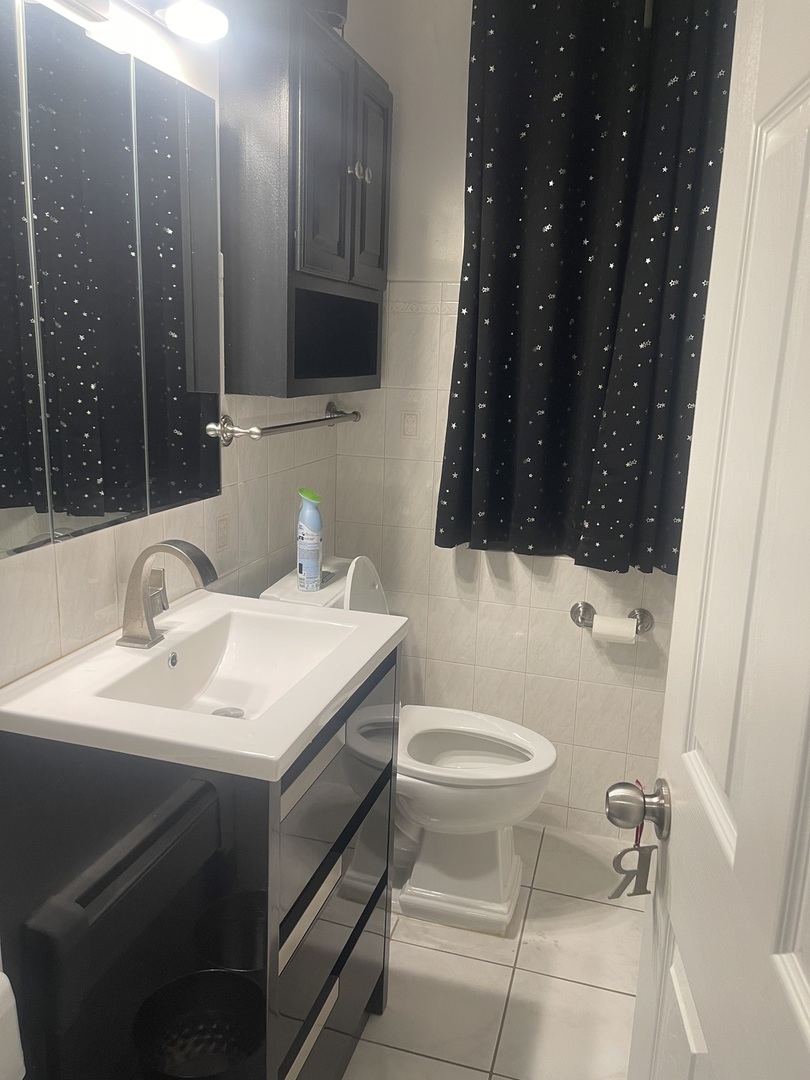 1534 East 86th Place Chicago IL 60619