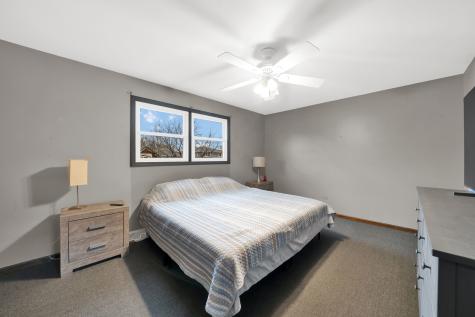 10732 South Meadow Lane Palos Hills IL 60465