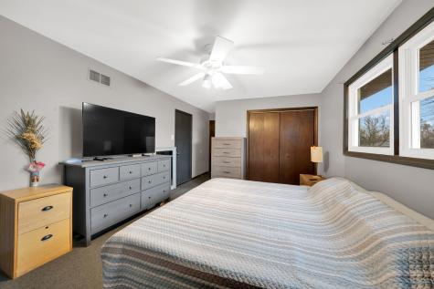 10732 South Meadow Lane Palos Hills IL 60465