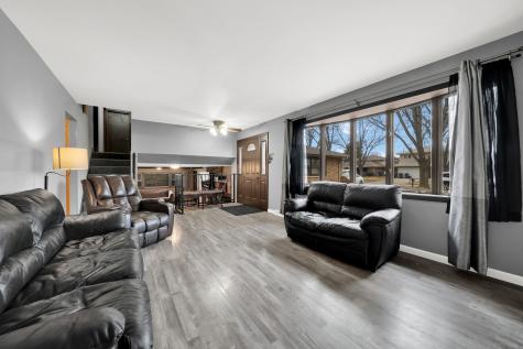 10732 South Meadow Lane Palos Hills IL 60465
