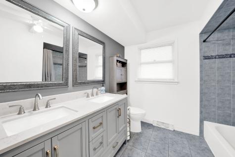 10732 South Meadow Lane Palos Hills IL 60465