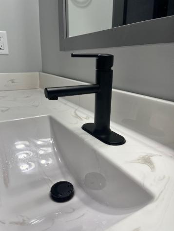 2220 Stratford Lane Sycamore IL 60178