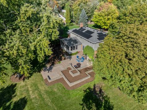 152 South Ela Road Barrington IL 60010