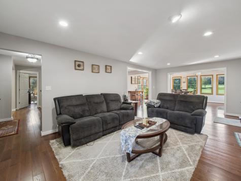 152 South Ela Road Barrington IL 60010