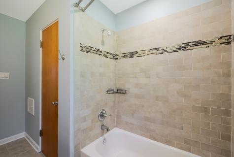 1615 East Evergreen Street Wheaton IL 60187