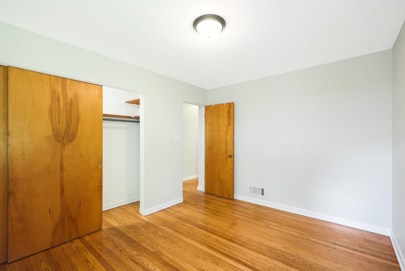 1615 East Evergreen Street Wheaton IL 60187