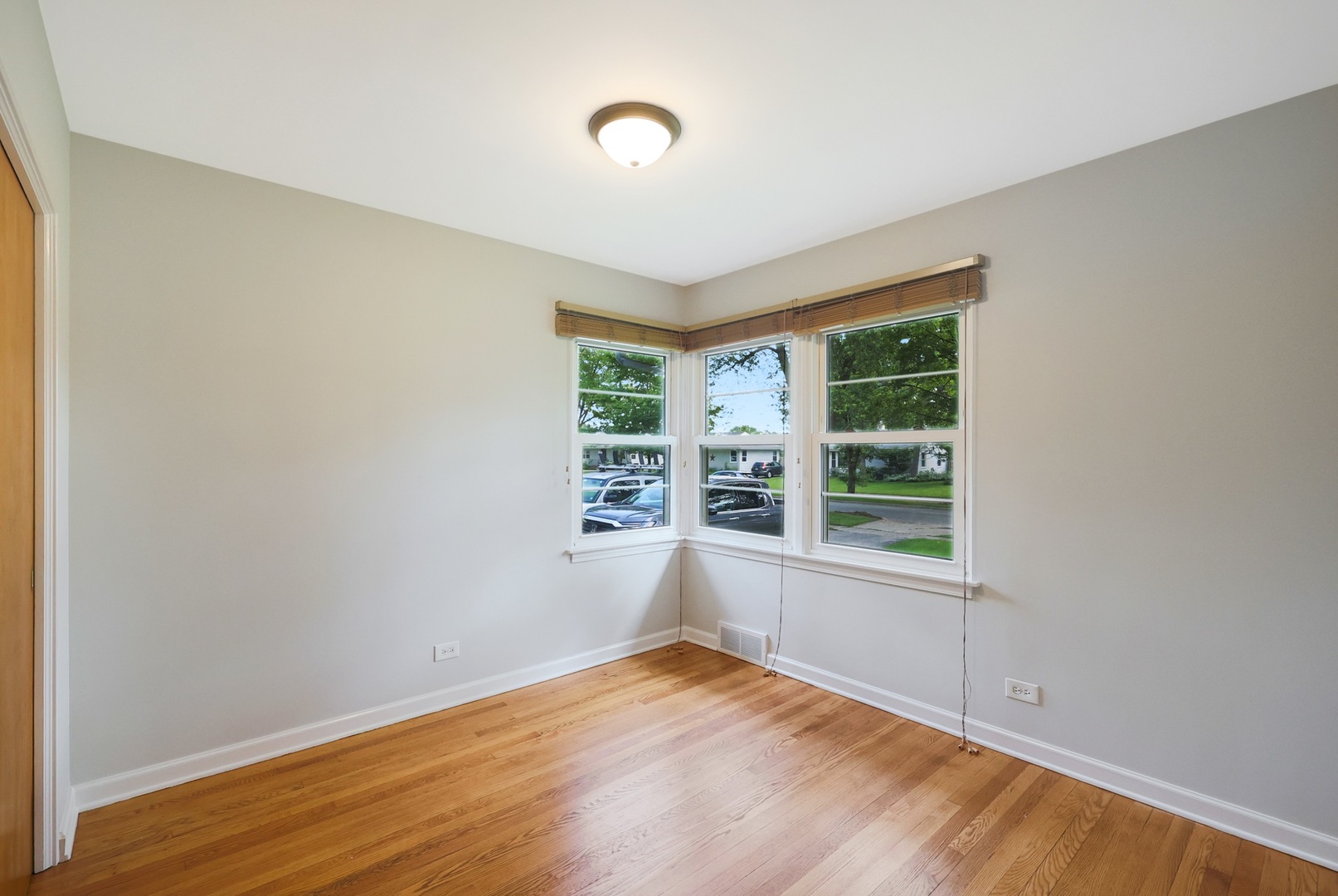 1615 East Evergreen Street Wheaton IL 60187