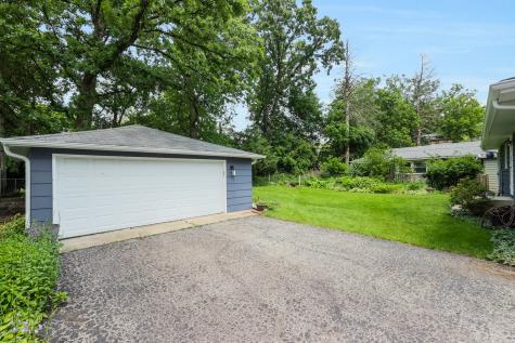 1615 East Evergreen Street Wheaton IL 60187